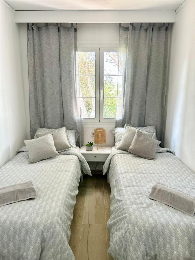 Menorca Chic Apartment Near Beach & Harbour Cala en Bosc Eksteriør billede