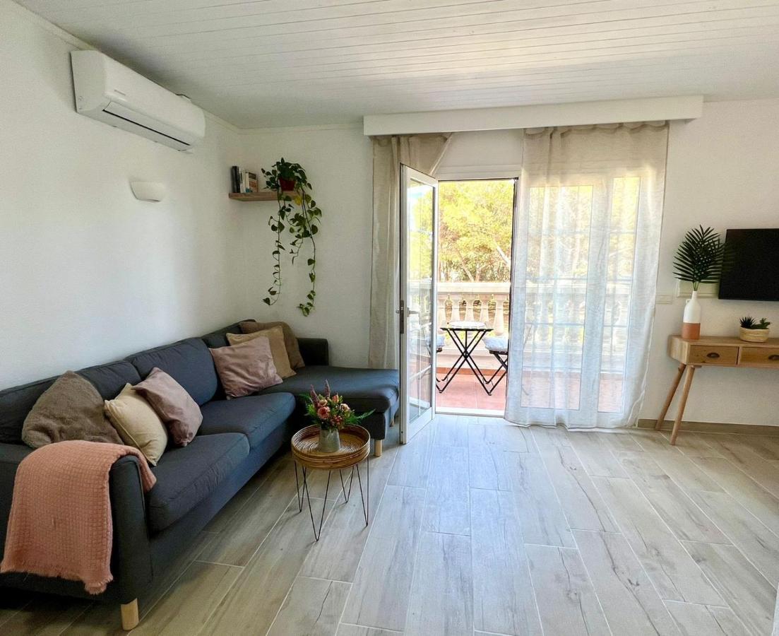 Menorca Chic Apartment Near Beach & Harbour Cala en Bosc Eksteriør billede