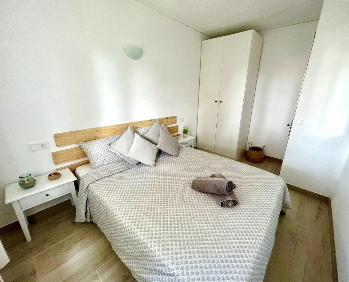 Menorca Chic Apartment Near Beach & Harbour Cala en Bosc Eksteriør billede