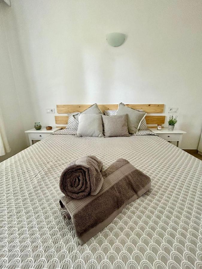 Menorca Chic Apartment Near Beach & Harbour Cala en Bosc Eksteriør billede